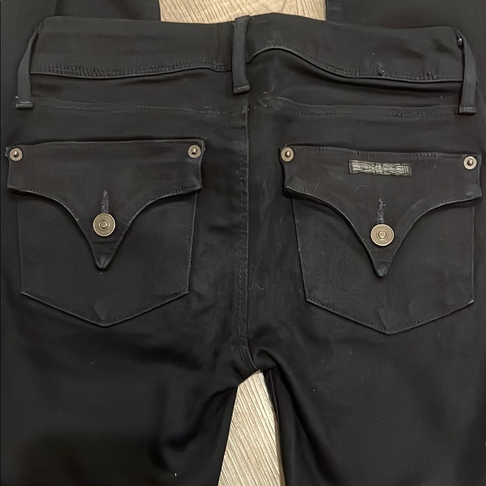 Hudson Collin midrise skinny jeans very very dark blue!
